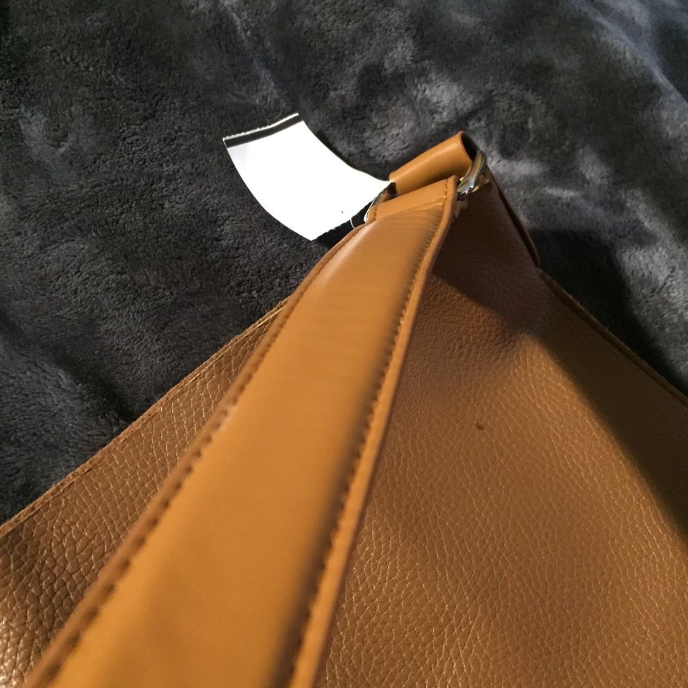 Brown Purse Bag With Mini Bag Included - Picture 10 of 16
